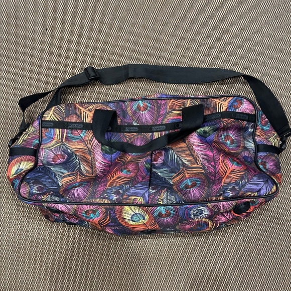LESPORTSAC DELUXE EXTRA LARGE WEEKENDER BAG DUFFLE BAG - Picture 11 of 13
